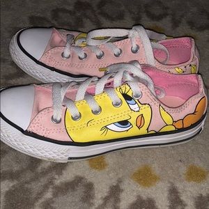 Looney Toons converse all star